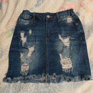 Wax Jeans‎ . Distressed Blue Denim Skirt. Sz.M